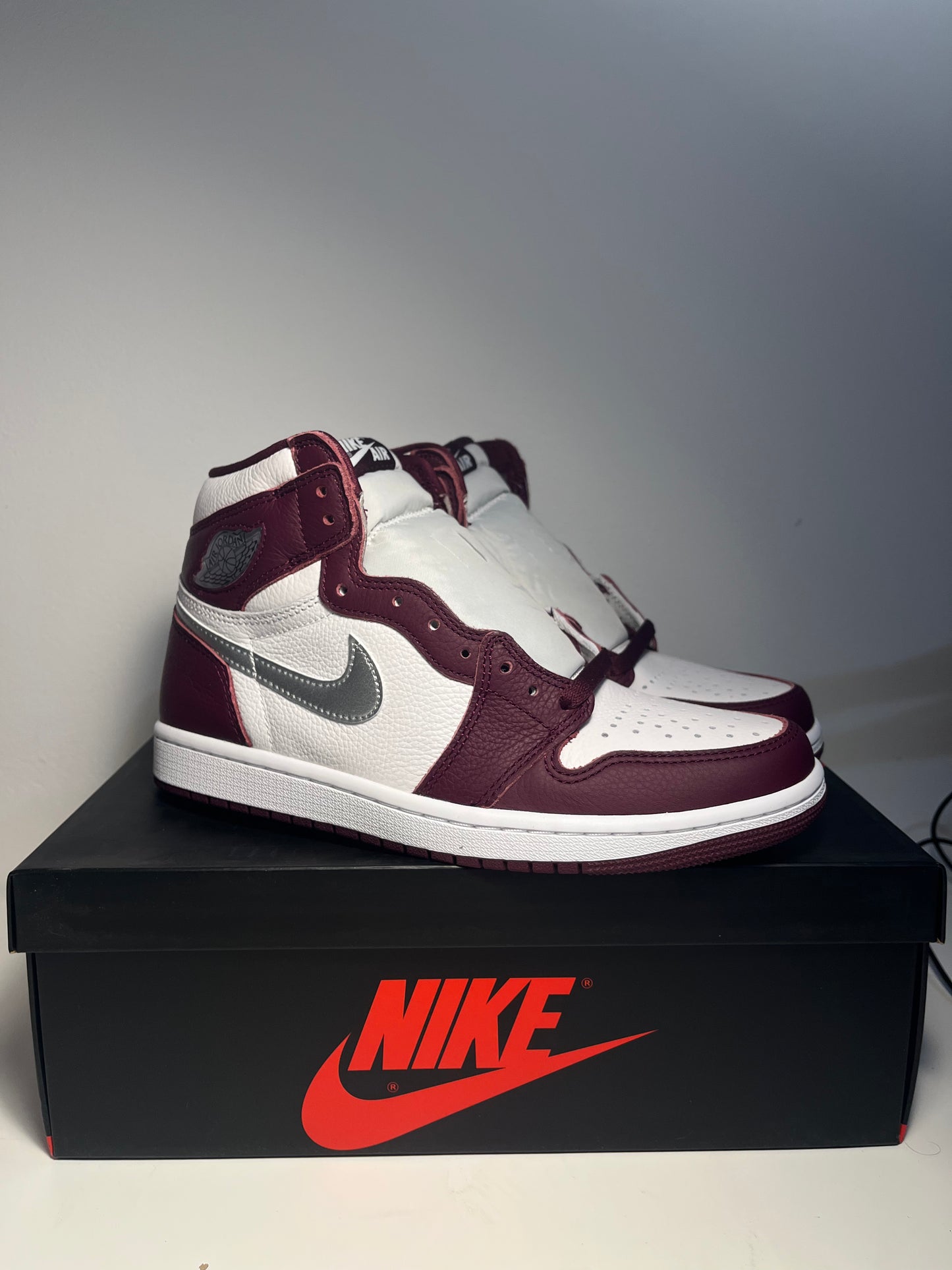 Jordan 1 Retro High OG Bordeaux + Free Mystery Box