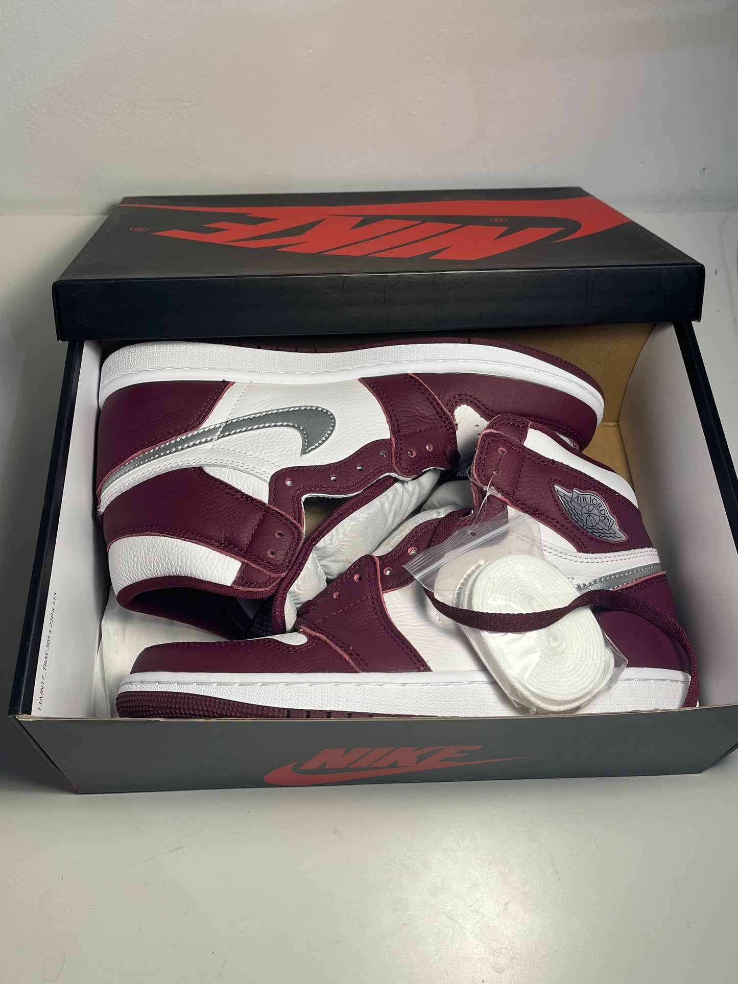 Jordan 1 Retro High OG Bordeaux + Free Mystery Box