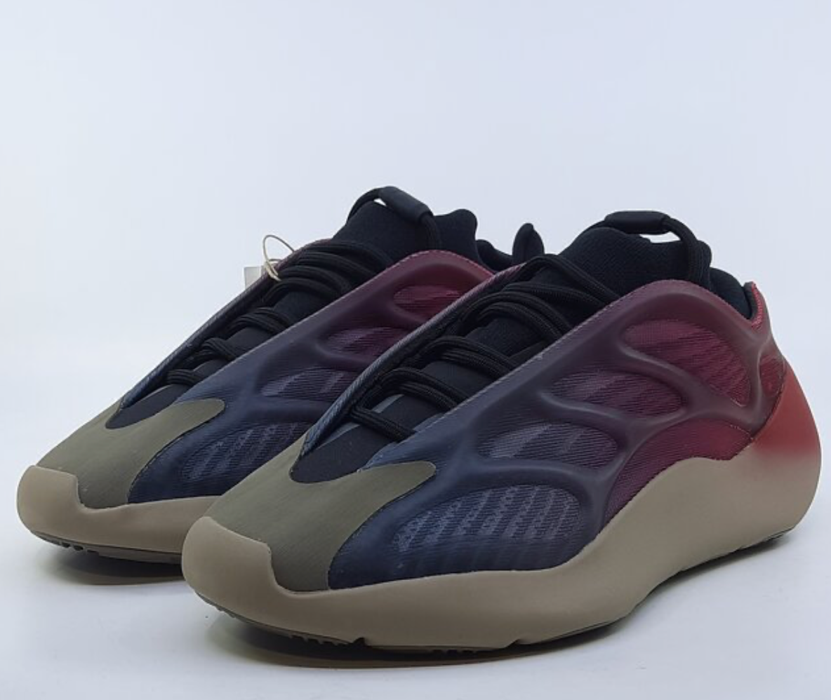 Adidas Yeezy700 V3 Fade Carbon + FREE MYSTERY BOX