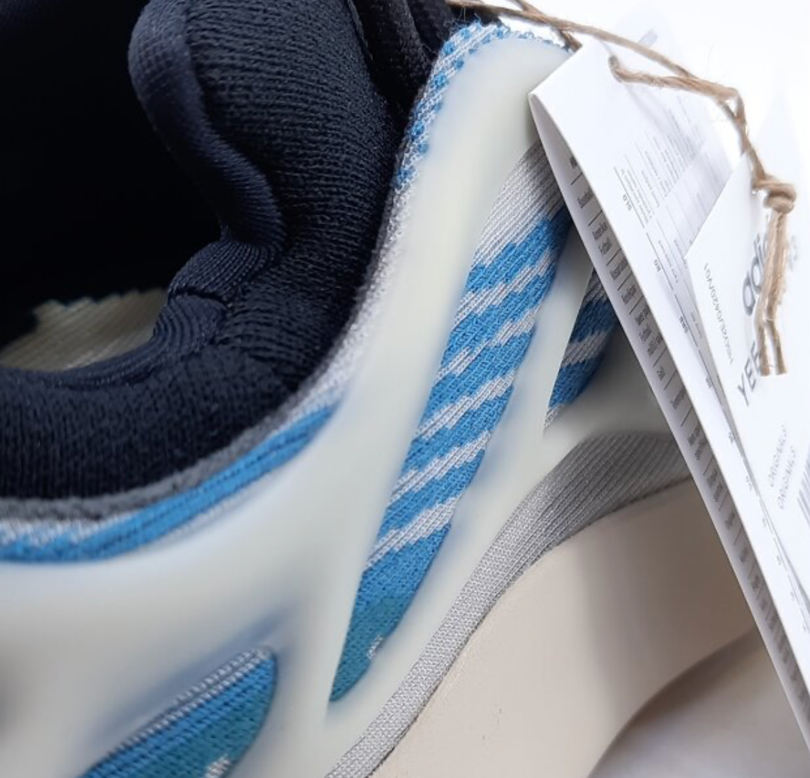 Adidas Yeezy700 V3 Kyanite + FREE MYSTERY BOX