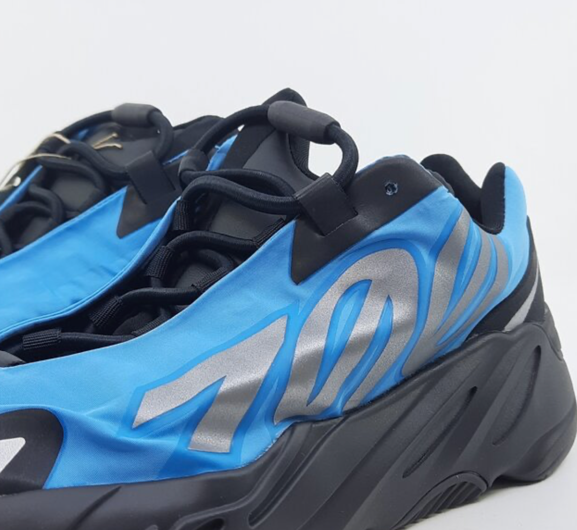 Adidas Yeezy700 MN VN Bright Cyan + FREE MYSTERY BOX