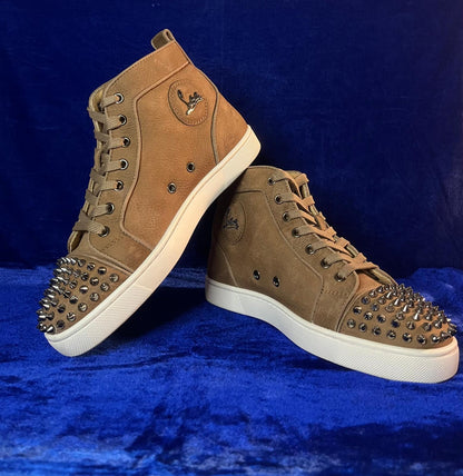 Christian Louboutin Men’s High Top Trainers Beige Leather 40 + FREE MYSTERY BOX